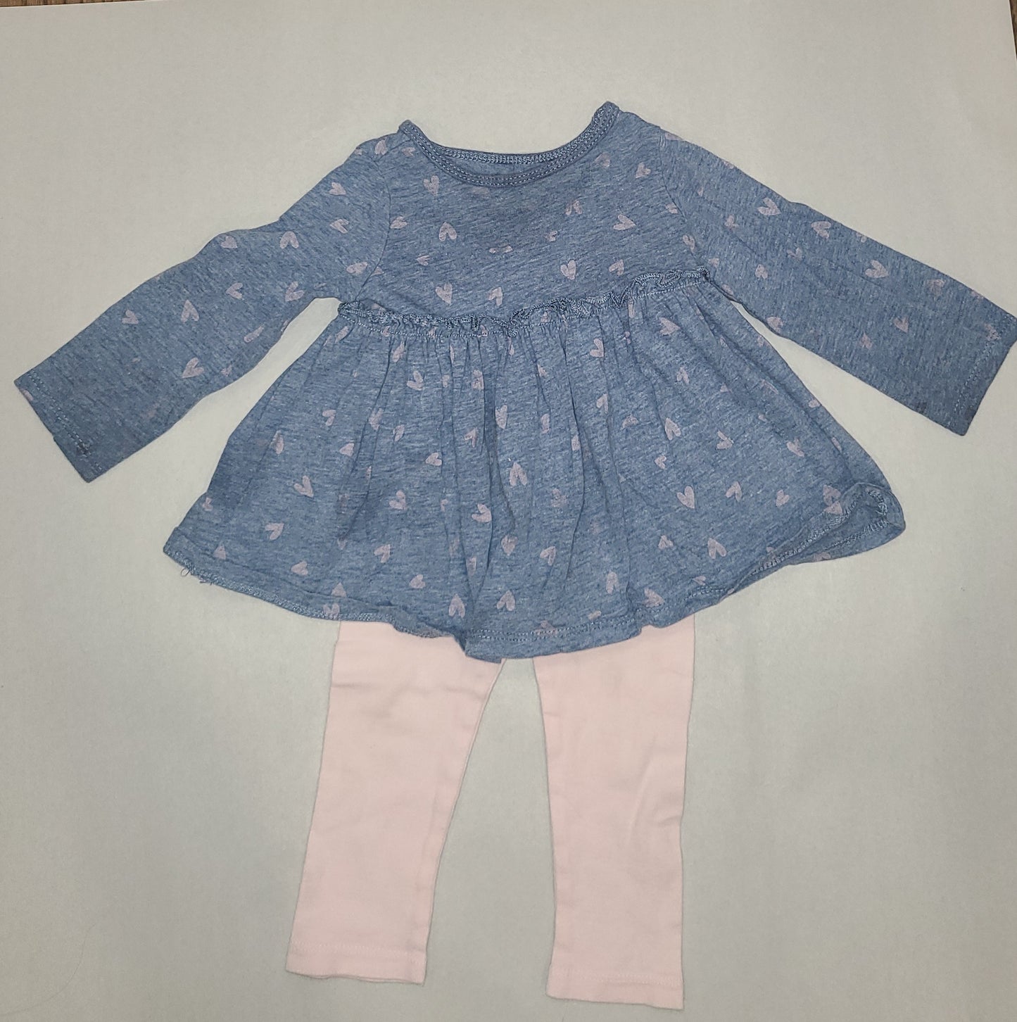 Seller #4 - 6-9 month girls long sleeve outfit