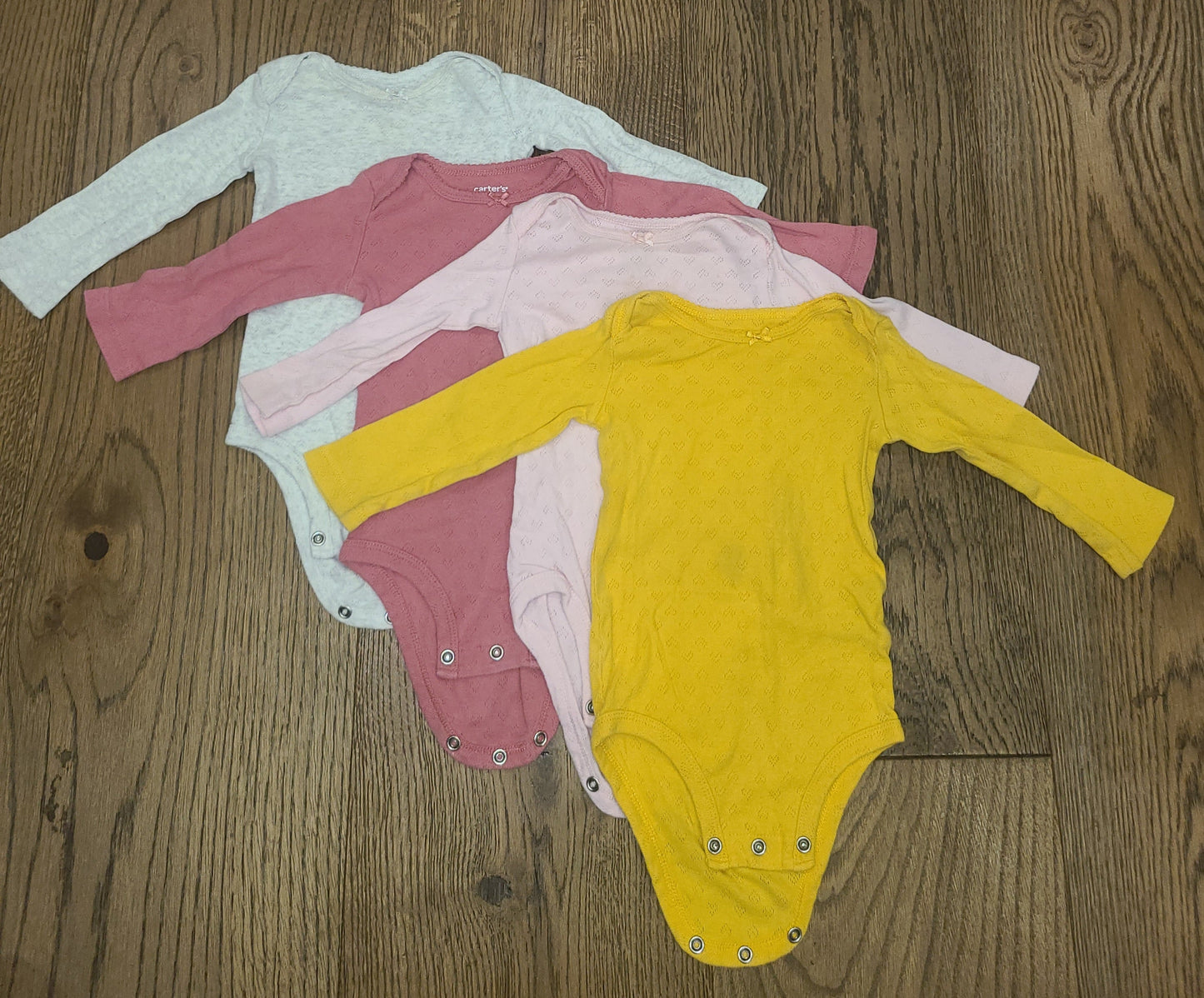 Seller #4 - Carter's 6-9 month girls long sleeve body suit bundle