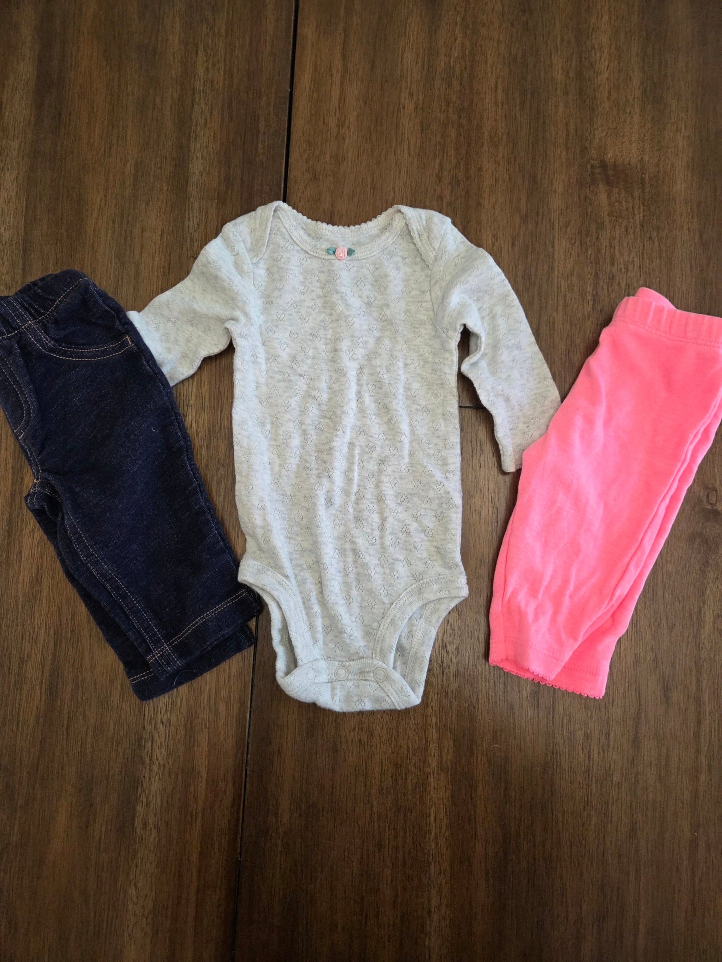 REDUCED Seller 184 girls 3 month onesies and bottoms