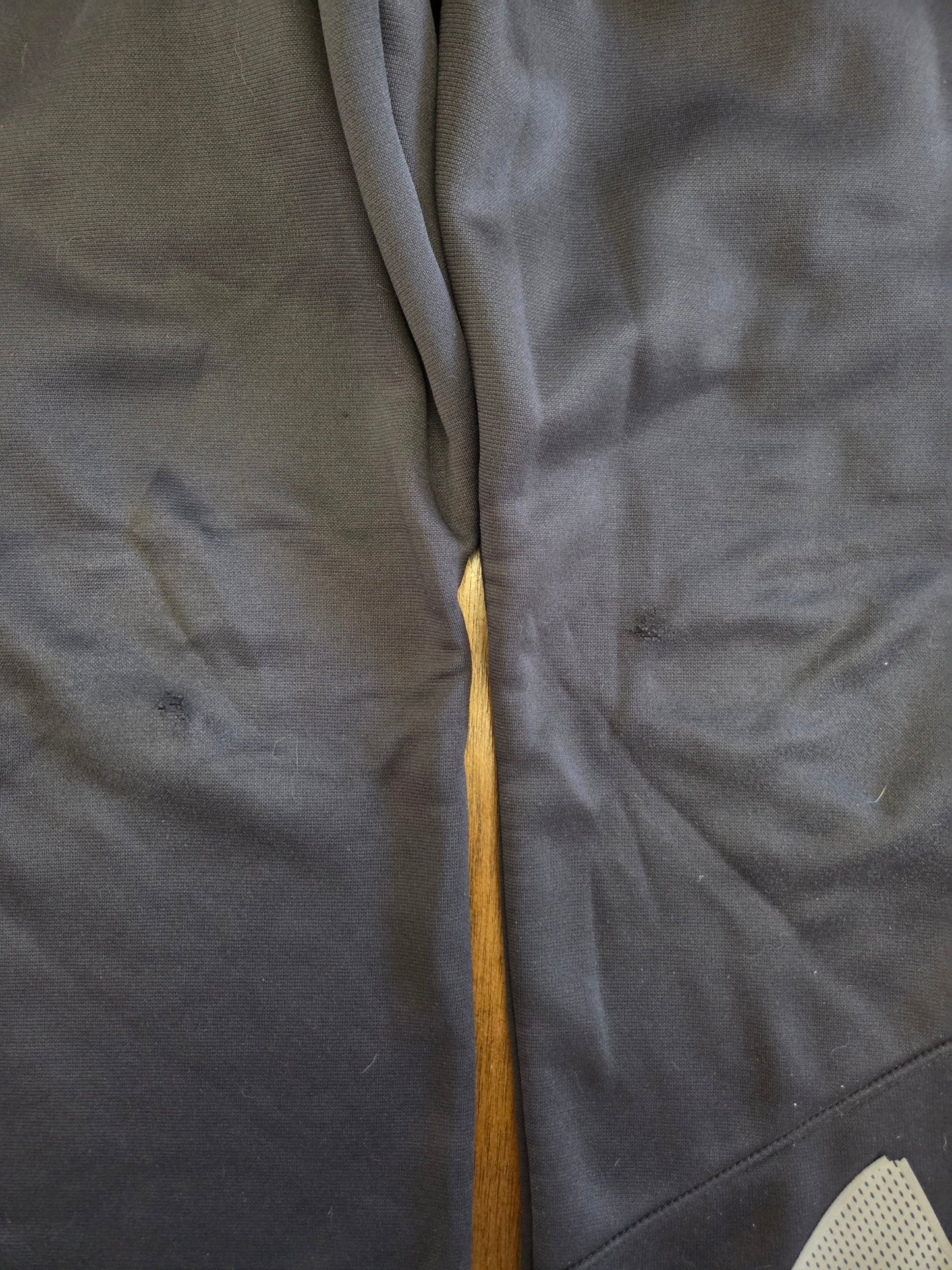 REDUCED Seller 184 boys under armour pants size XS