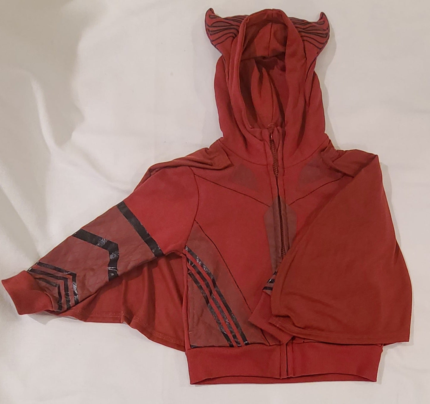 #188 Girls 3T Marvel Scarlet Witch Hooded Sweatshirt with Cape *NWOT* (2 of 2)