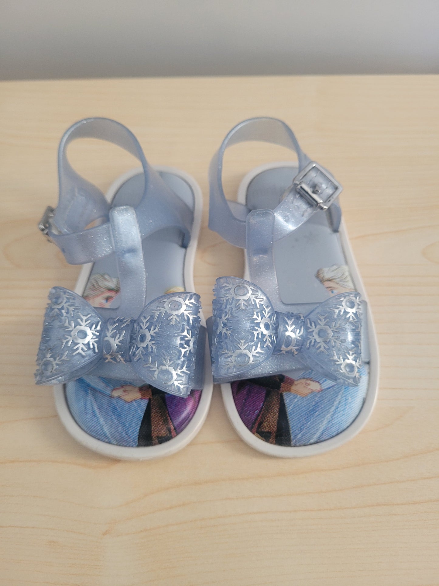 #111 Mini Melissa Frozen Jelly Sandals Girls Size 7
