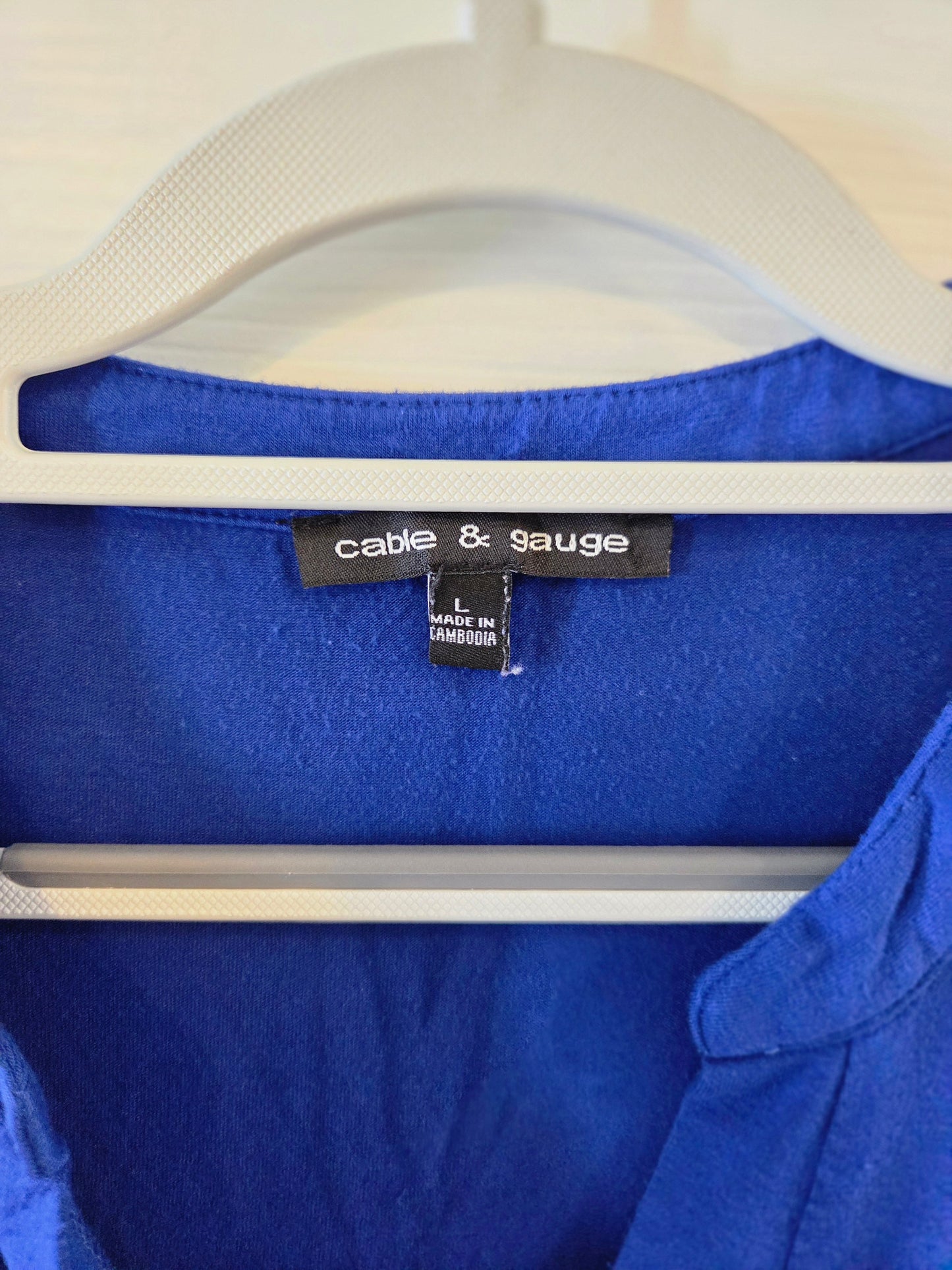 Seller 184 women's blue shirt size Large