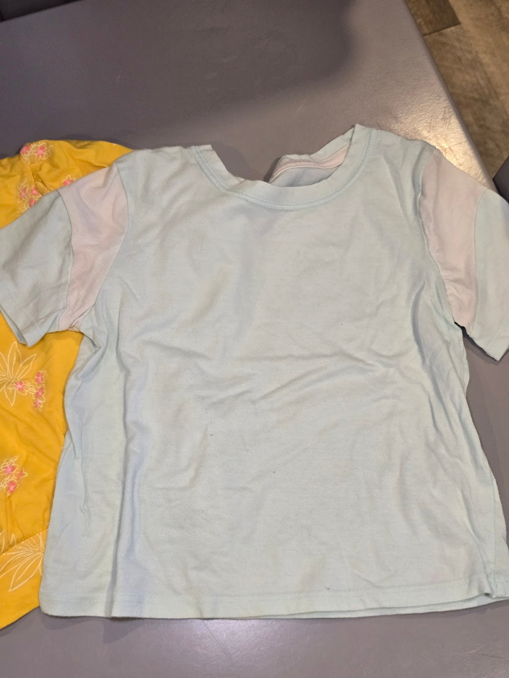 #131 Set of 2 T-shirts one in yellow and one light teal sz 6