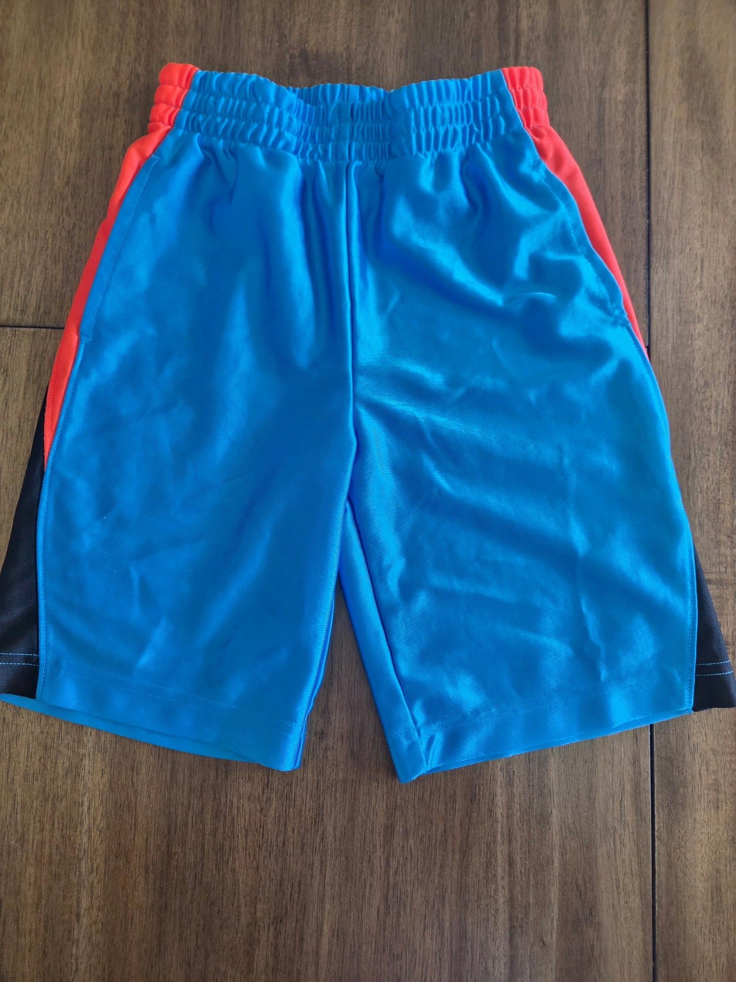 Seller 184 boys athletic shorts size 6/7