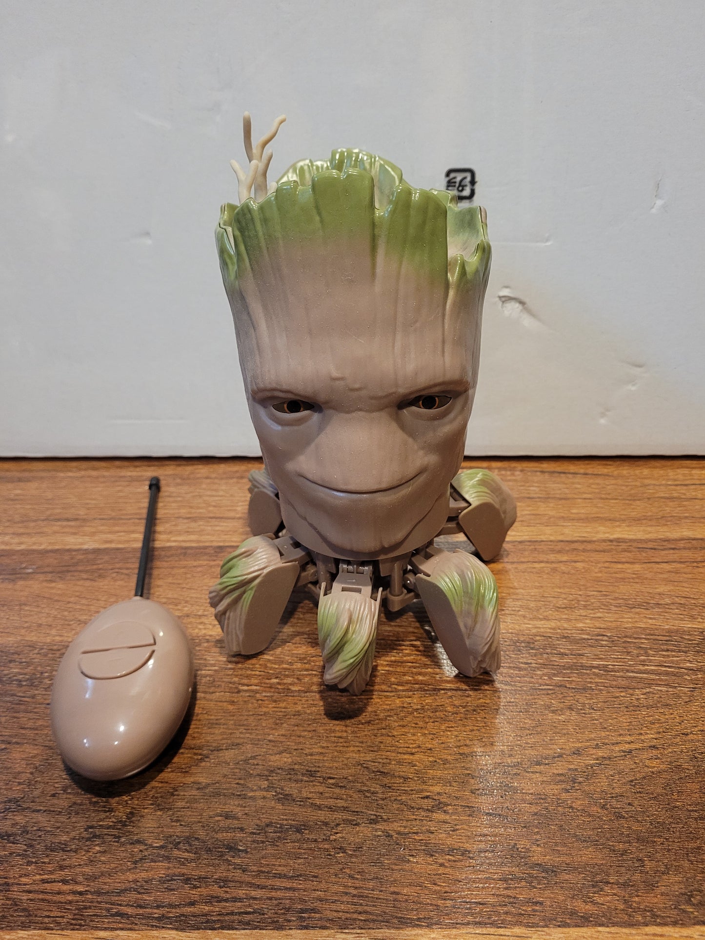 #44 Remote Control Groot Head