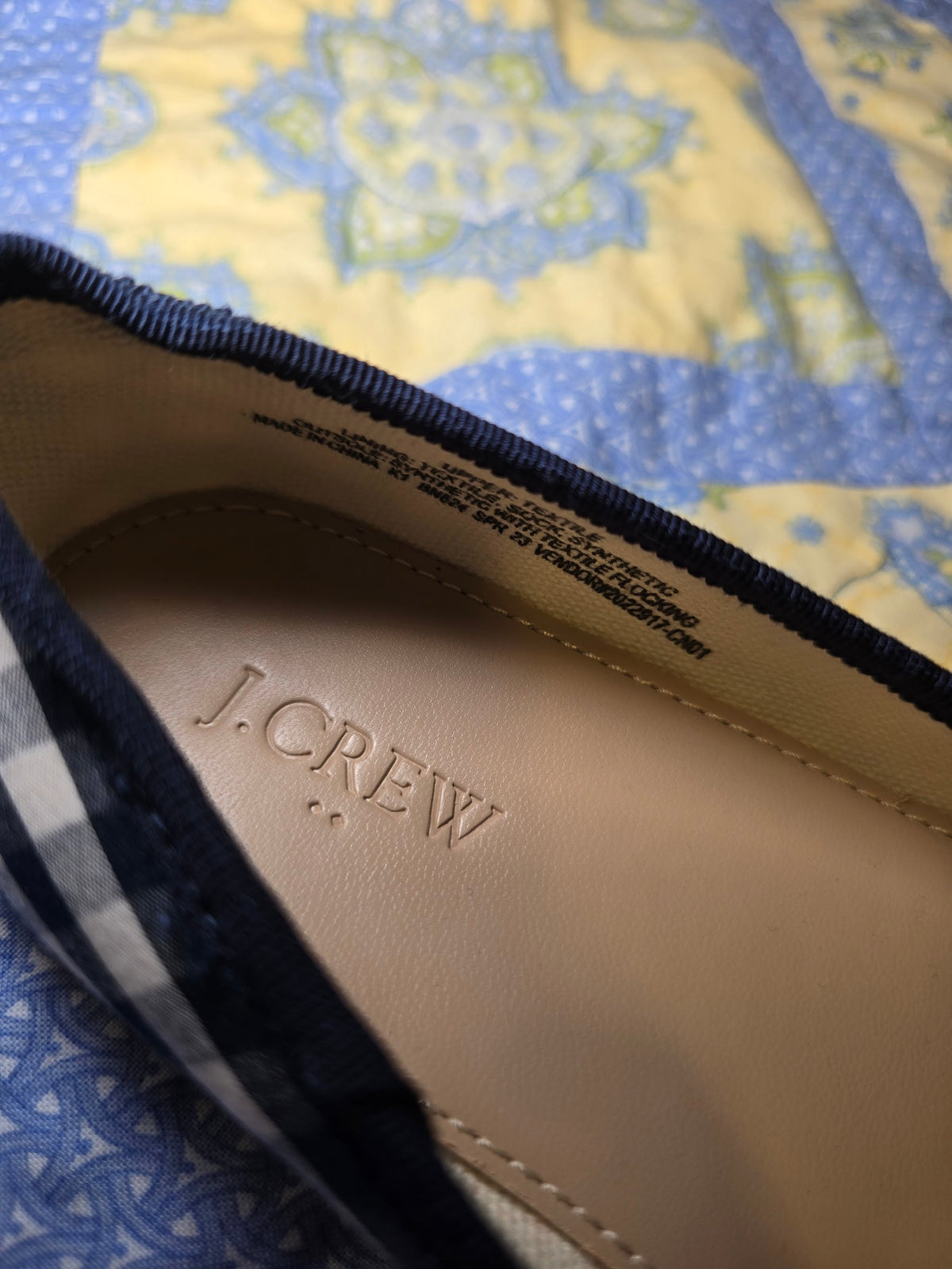 #131 J Crew blue gingham flats sz 1
