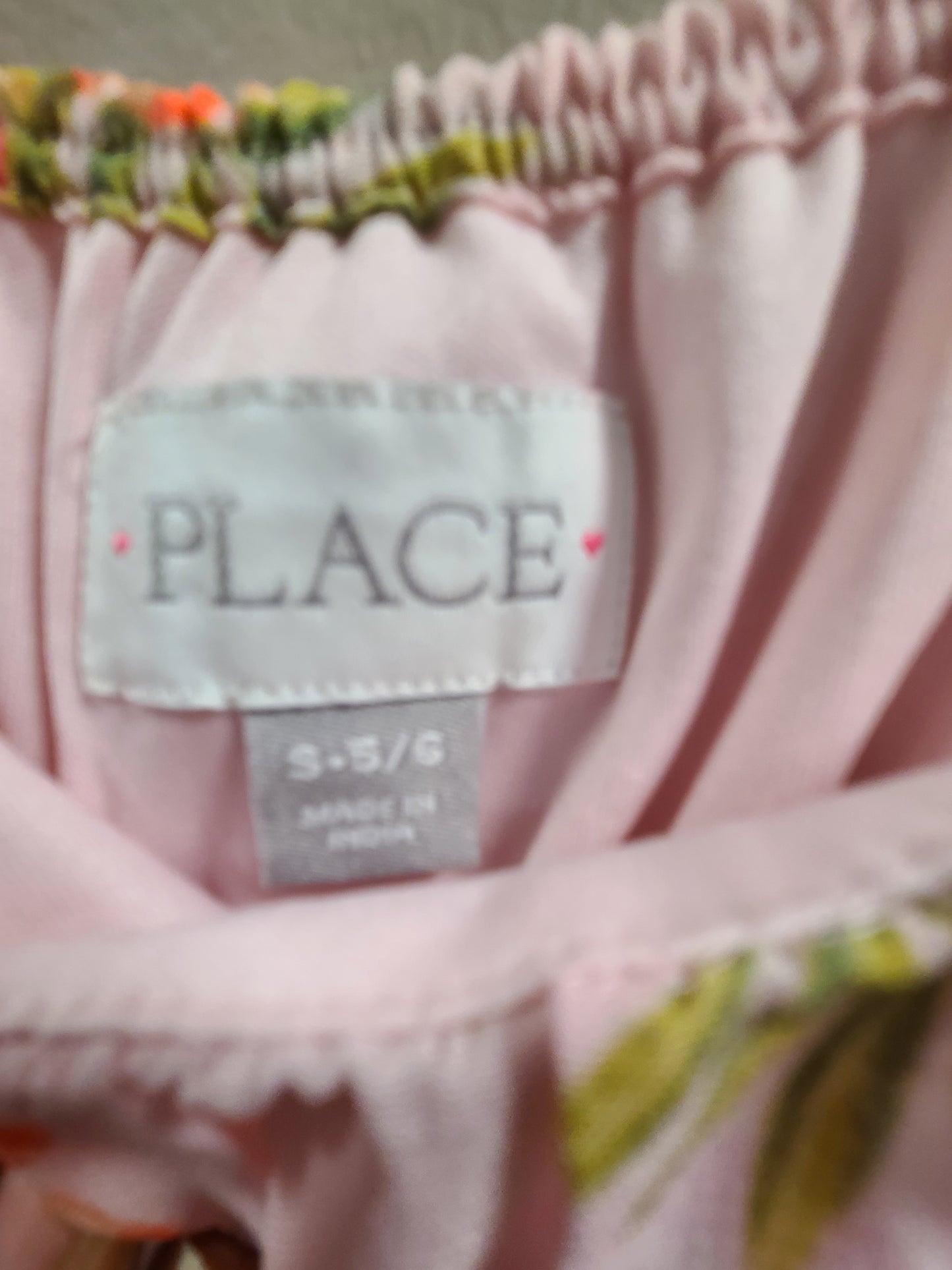 #66 girls the place dress size s (5/6)