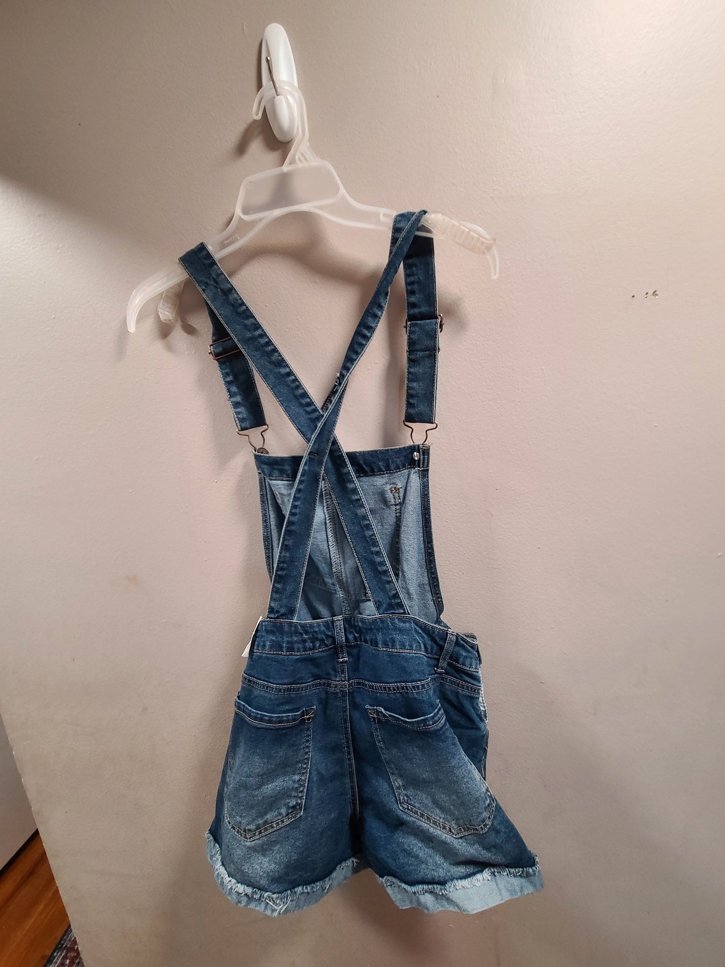 #66 Wallflowers juniors size L shortalls