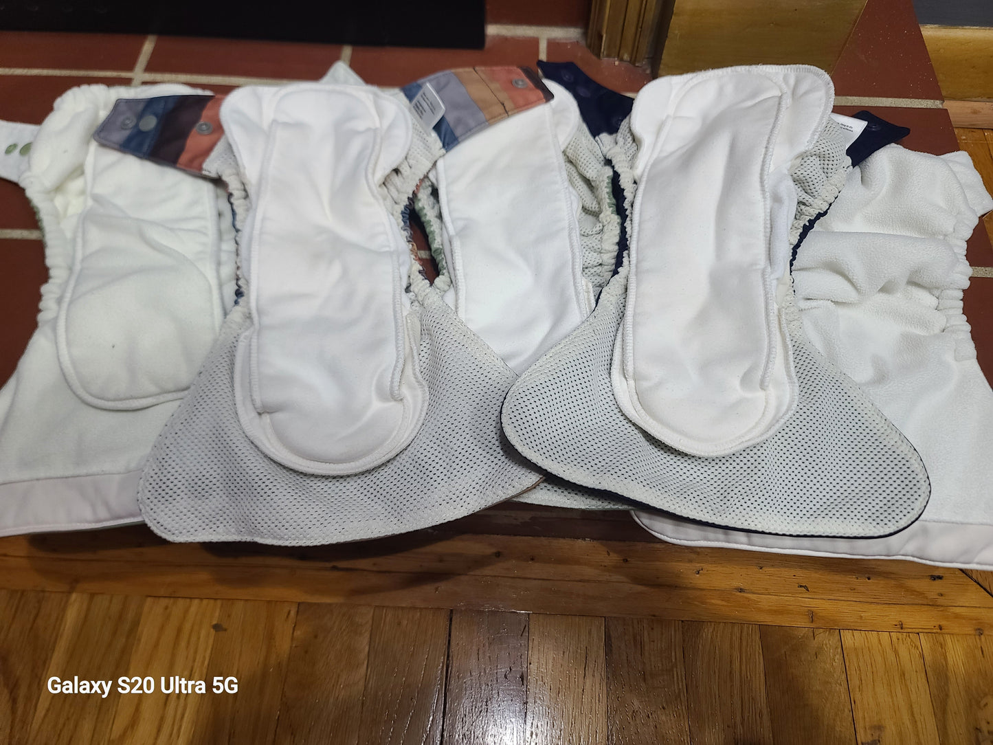 GroVia Cloth Diapers Bundle Assorted Hybrid & ONE Styles (5 Total)- Adjustable snap sizing for growing babies