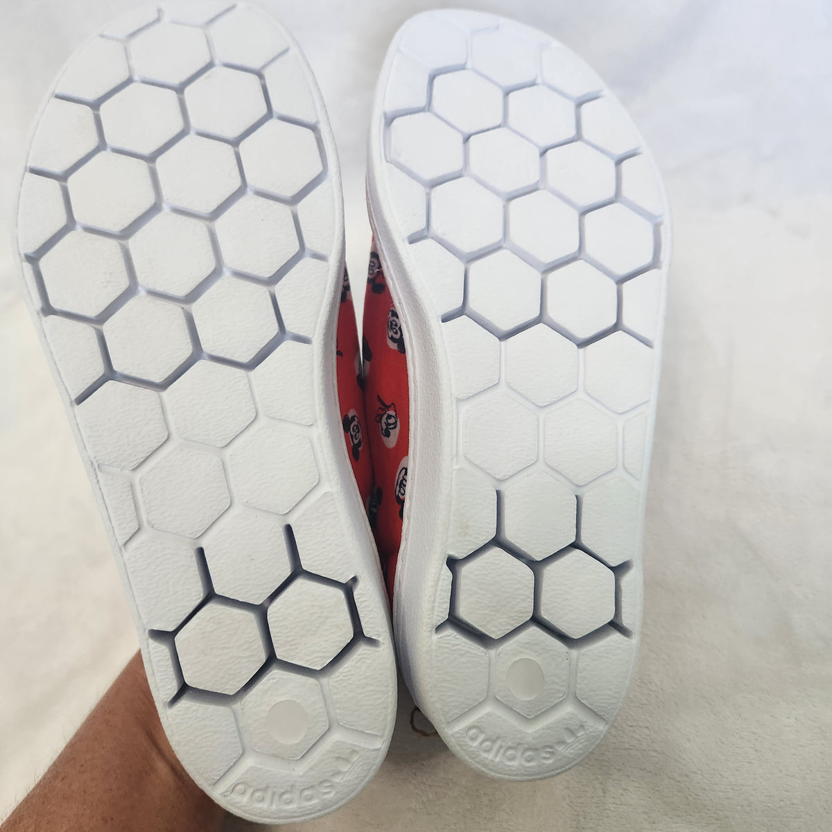 #167 NWT Adidas Superstar 360 X Disney Size 2.5 Minnie Mickey Mouse Slip On Sneakers