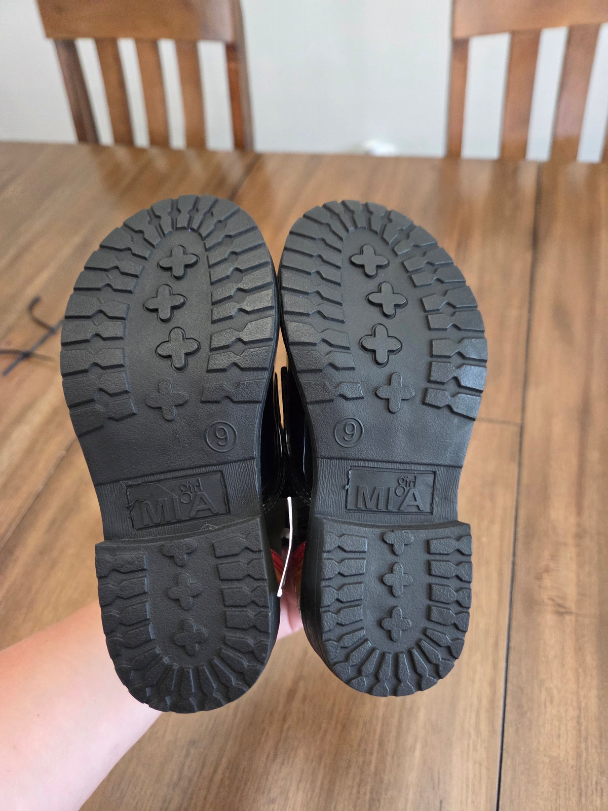 Seller 188 Girls black patent leather shoes size 9