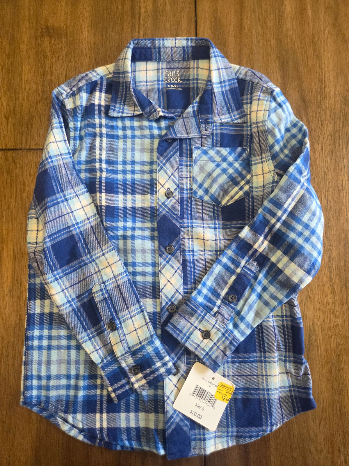 Seller 188 boys NWT Flannel shirt size 6/7