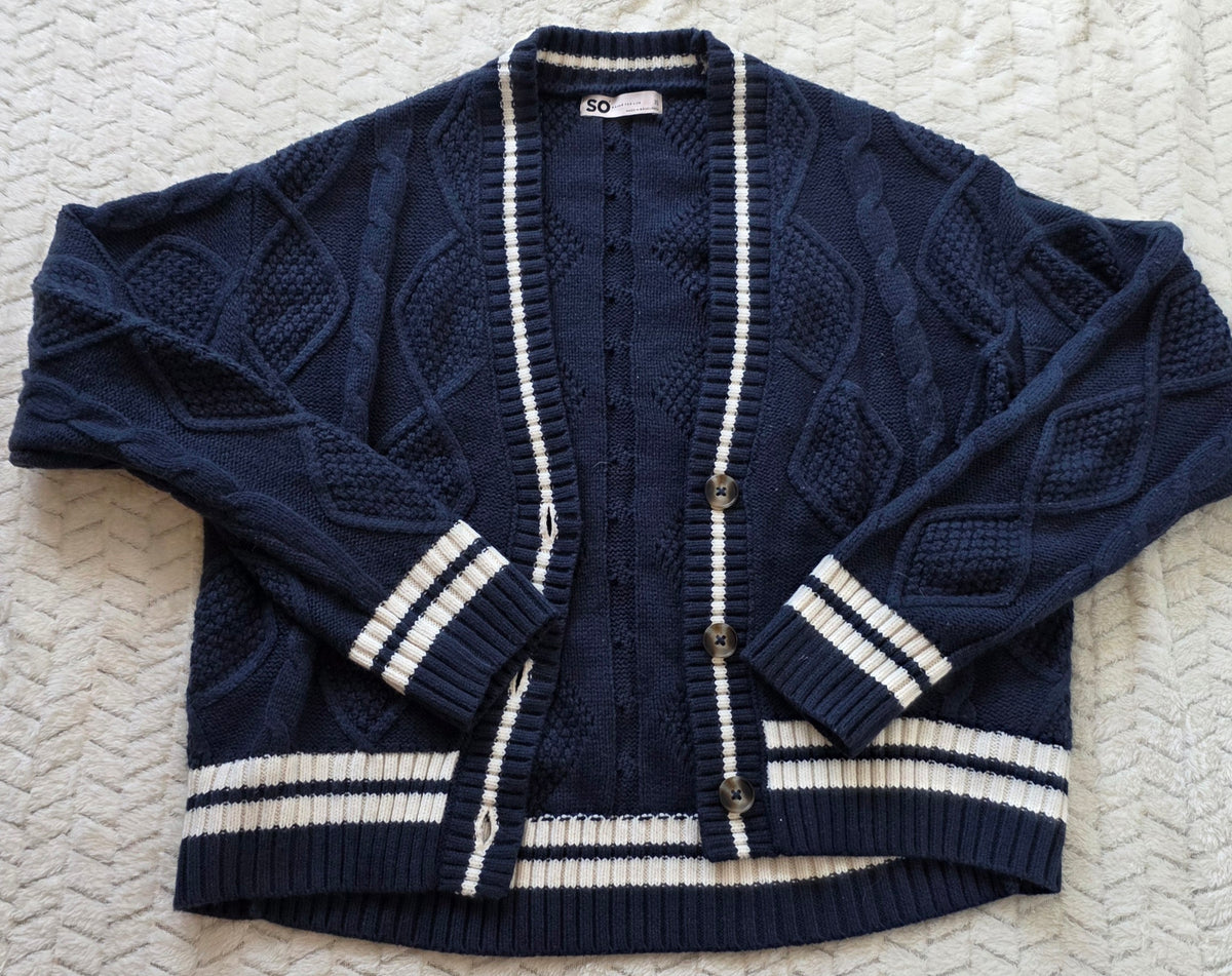 #190 Juniors Girls XS SO Blue and White Cardigan