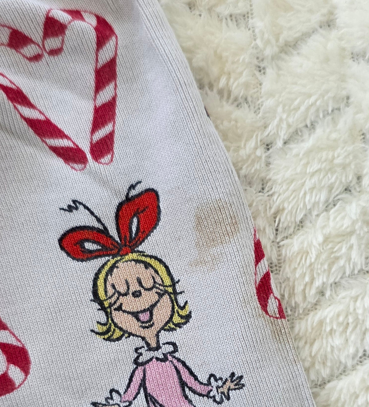 #190 Girls 6–7 Hanna Andersson Pink/Red Dr. Seuss Cindy-Lou Holiday Pajama Set