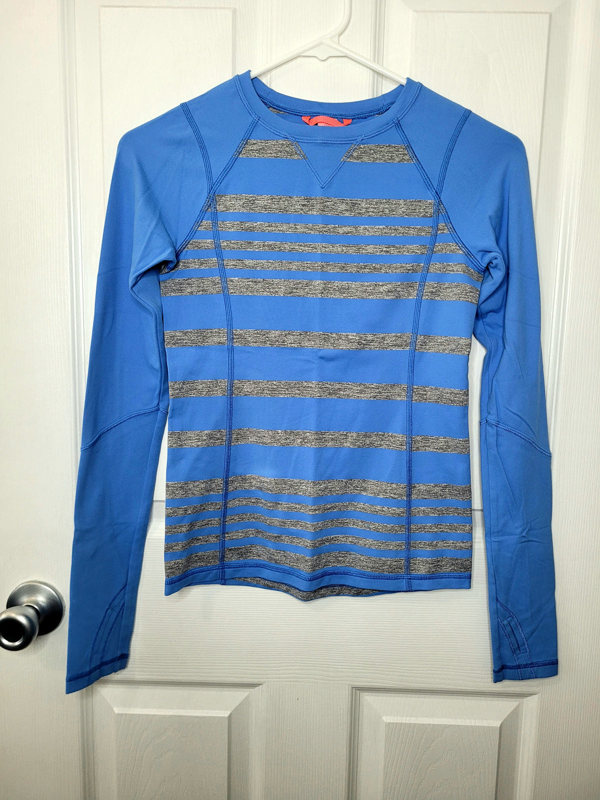 #164 Ivivva by Lululemon Blue/Gray Stripe Long-Sleeve Top Girls 12
