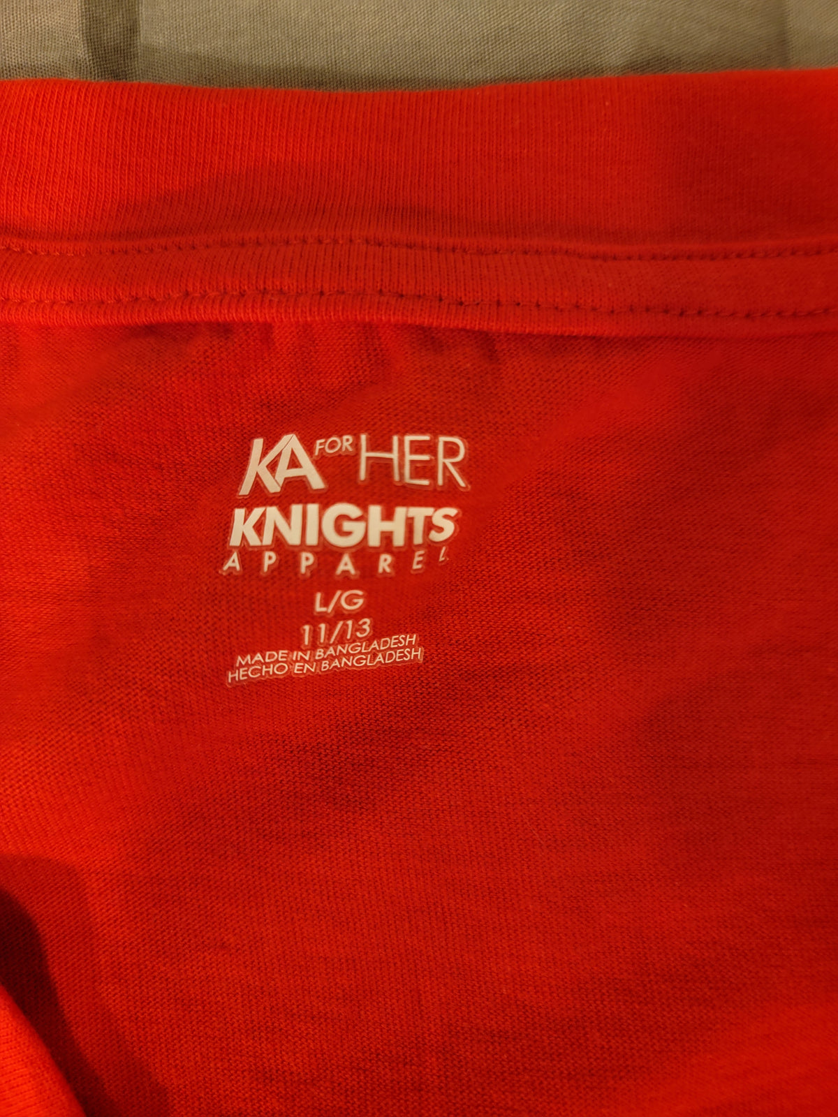 Seller 18 University of Cincinnati Women's Large Shirt