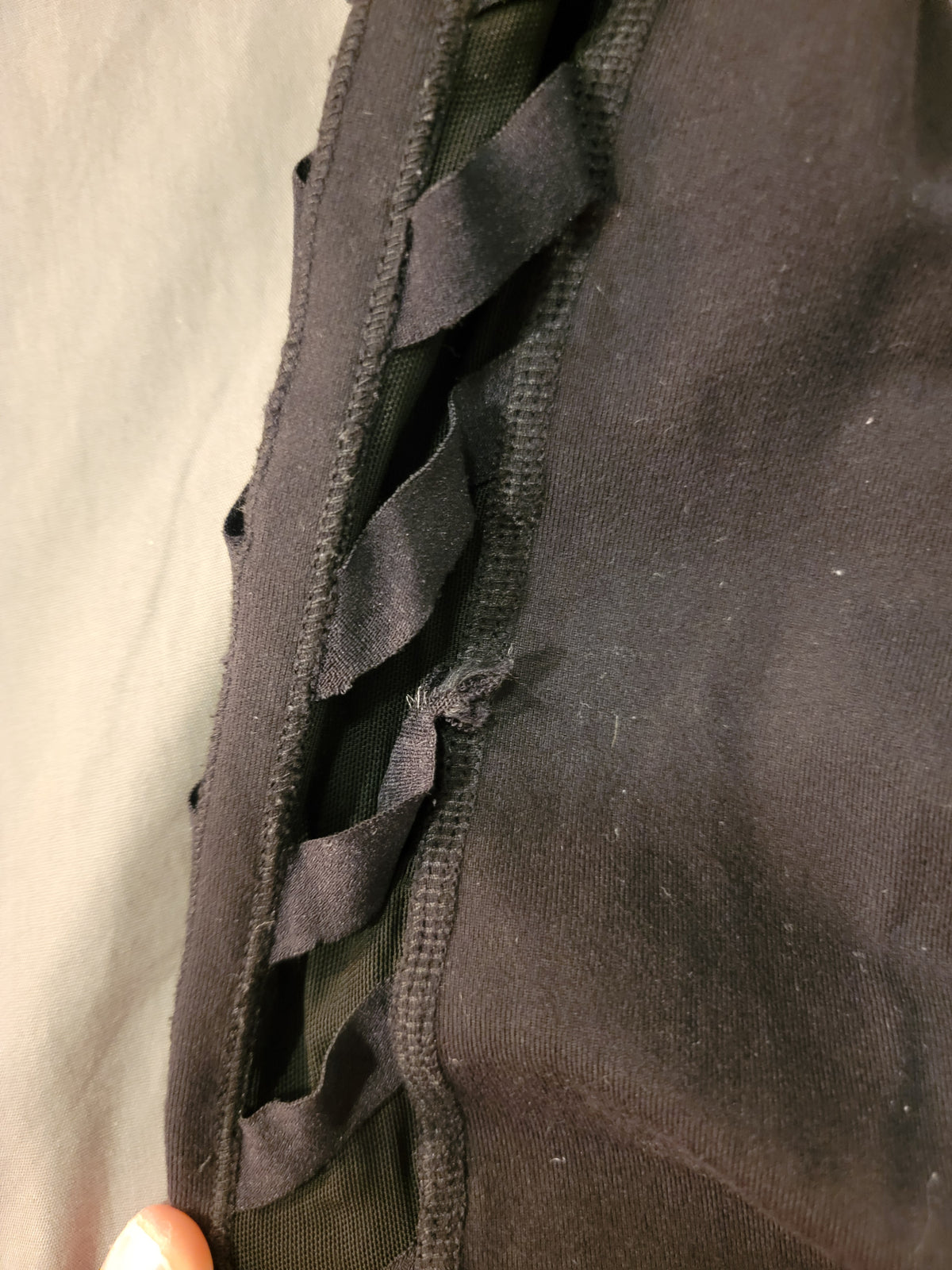 Seller #18 alo Cropped Black Leggings