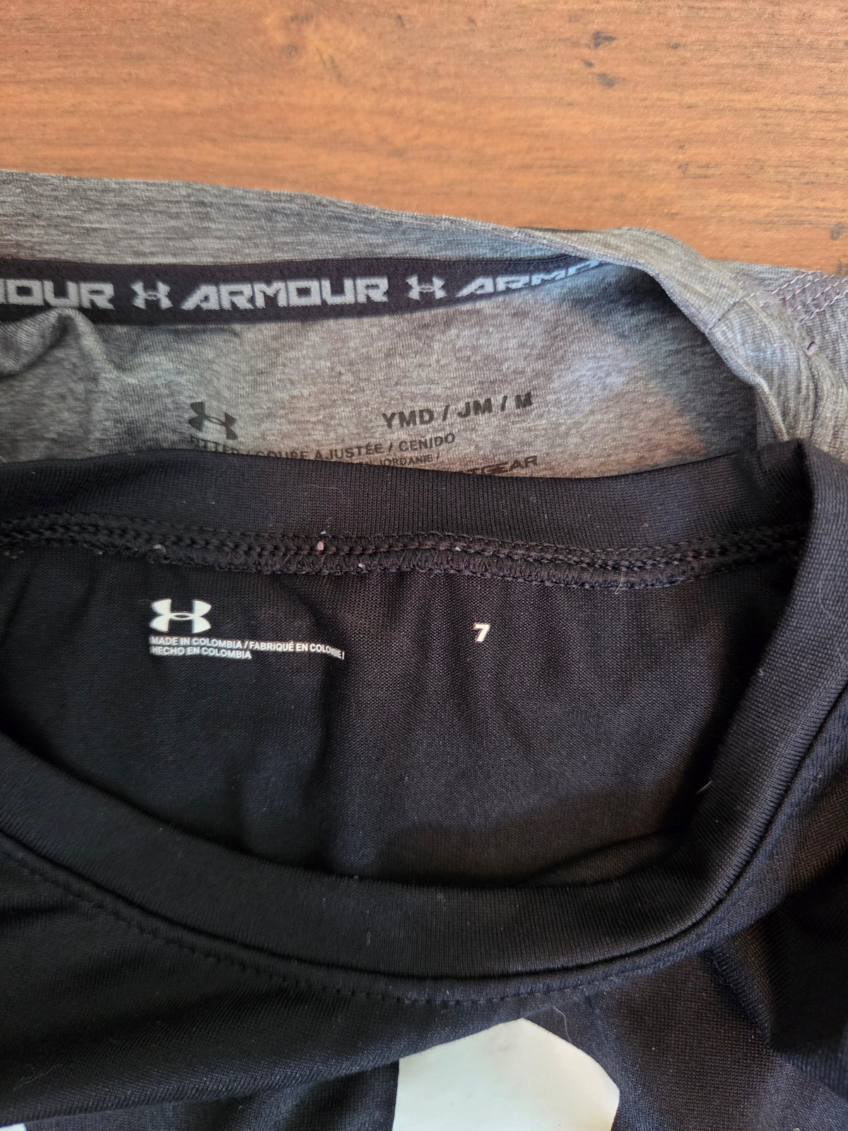 Seller #57 Youth Medium Under Armour Shirts (2)