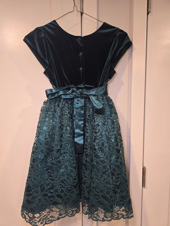 #131 Jona Michelle fancy green dress sz 7