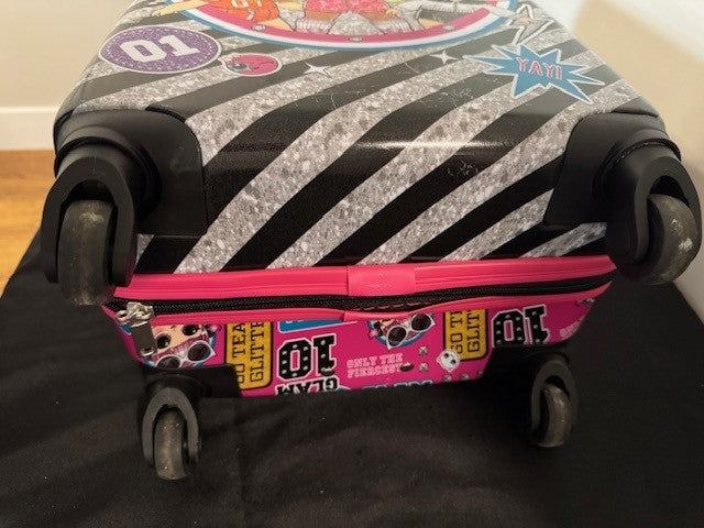 REDUCED #141 LOL Hard Suitcase GUC JS