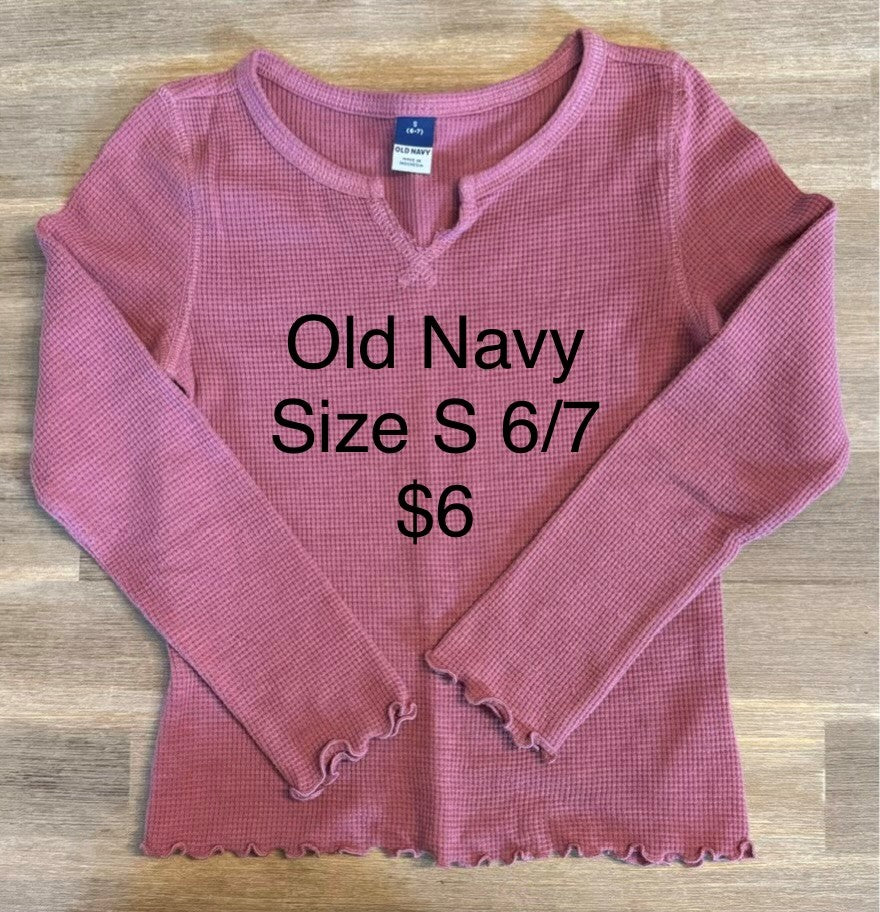 Girls Old Navy Top Size S (6/7)