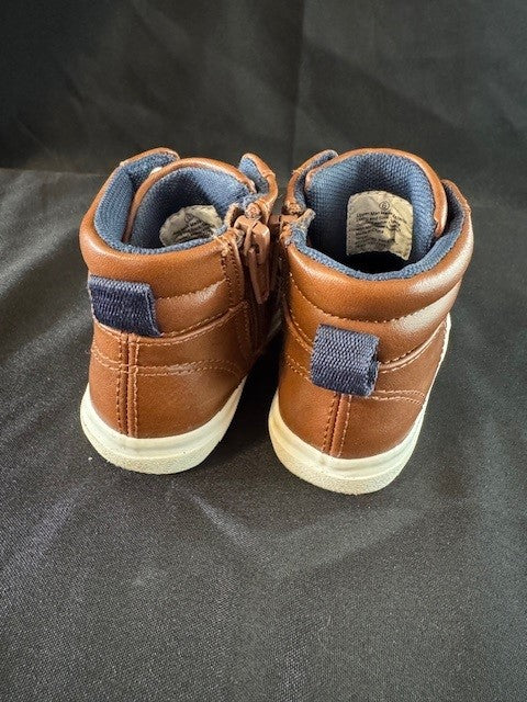 Seller #141 Boy Casual Boots GUC size 6 JS