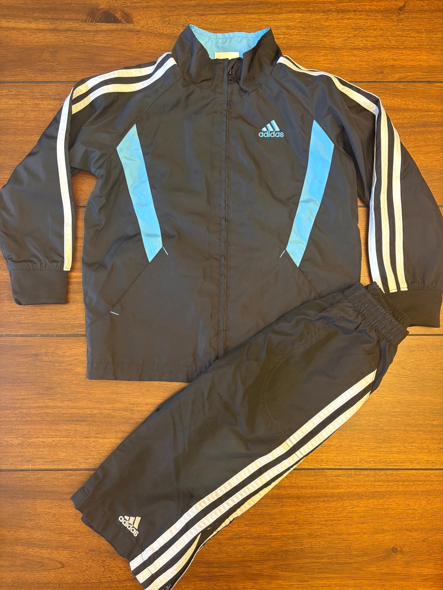 Seller #210 Adidas Boys Size 4T Black Windbreaker Jacket & Athletic Pants Set
