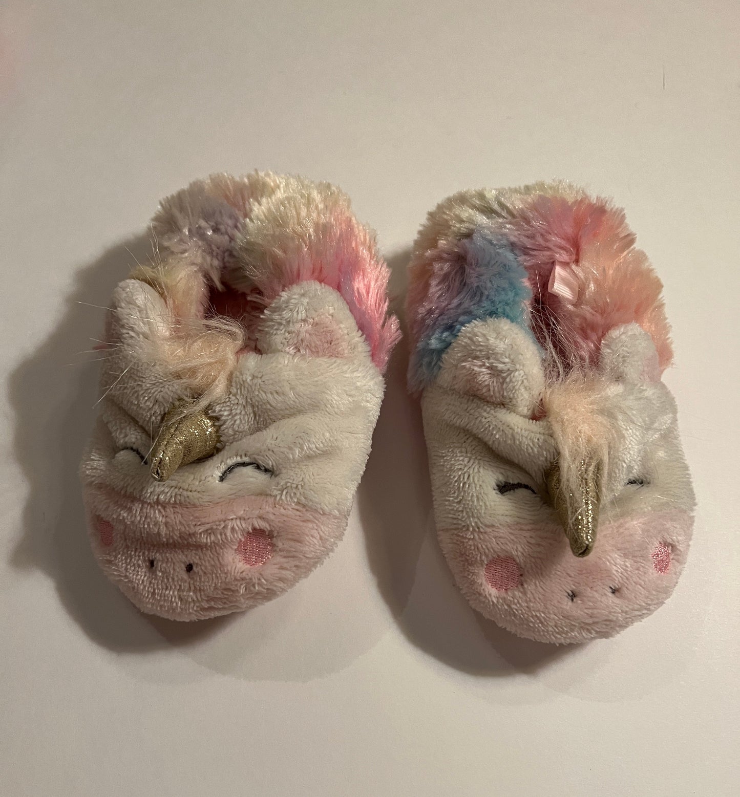 #180 Girls Shoe 7/8 Rainbow Daze Unicorn Slipper(2 of 2)