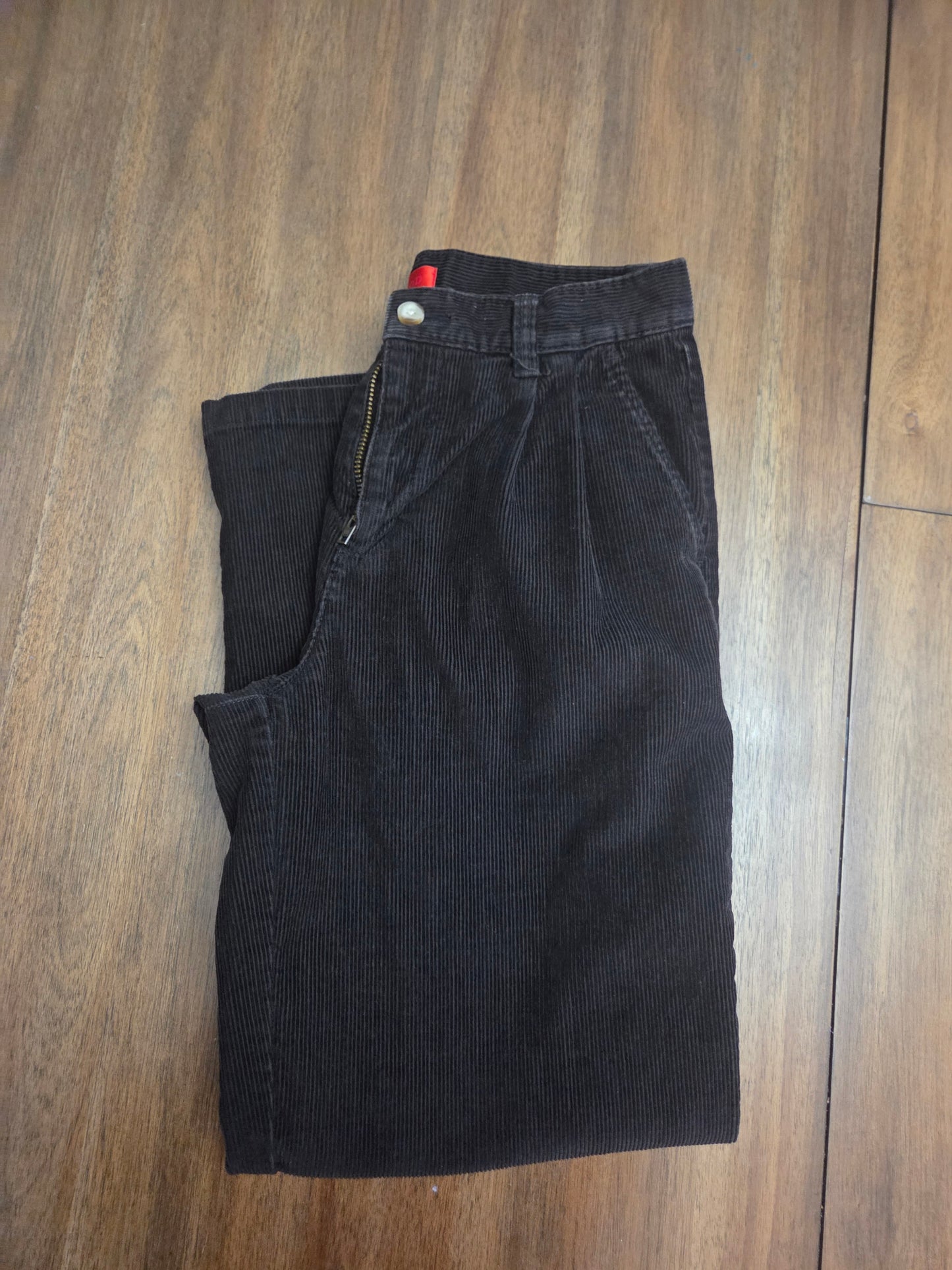 Seller #184 Boys Izod black cordaroy pants size 14
