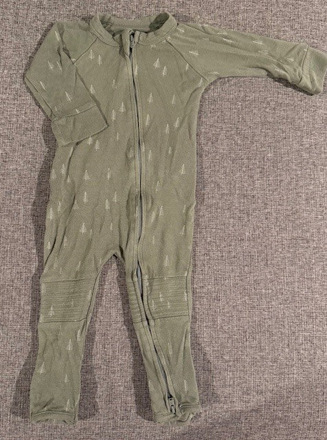 Seller #79 | Goumi Tree Pajamas | Baby 6-12mo REDUCED