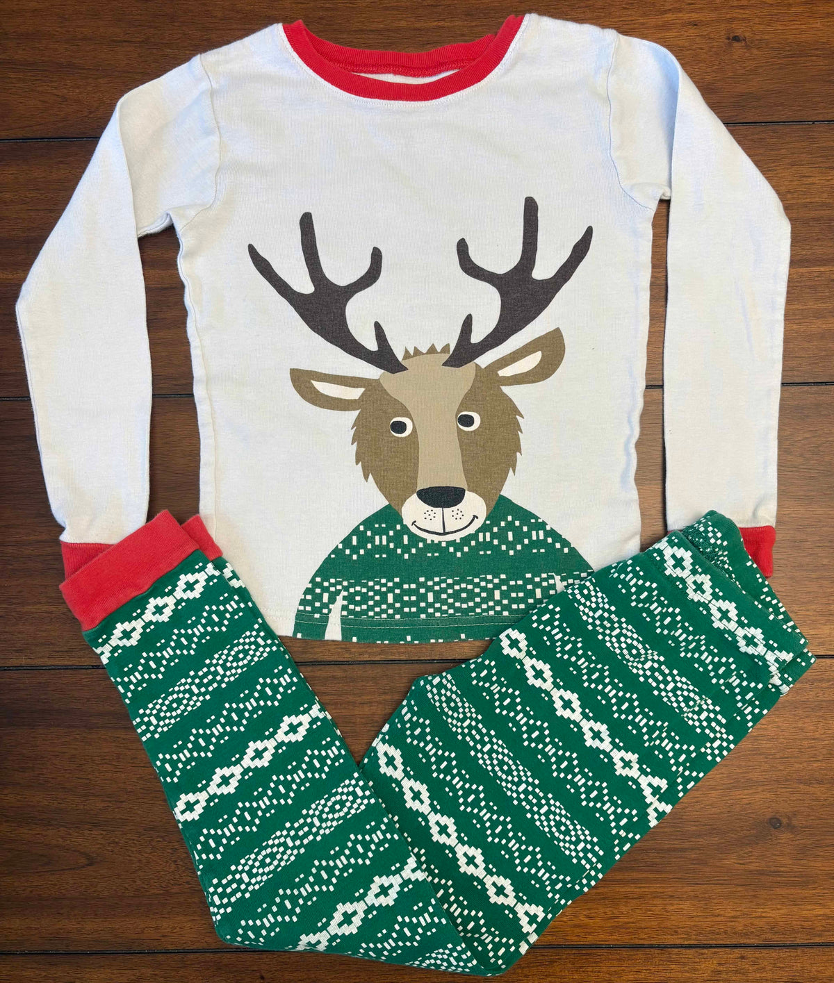 #197 Carter's Boys Size 7 Red White & Green Reindeer Graphic 2 Piece Pajama Set