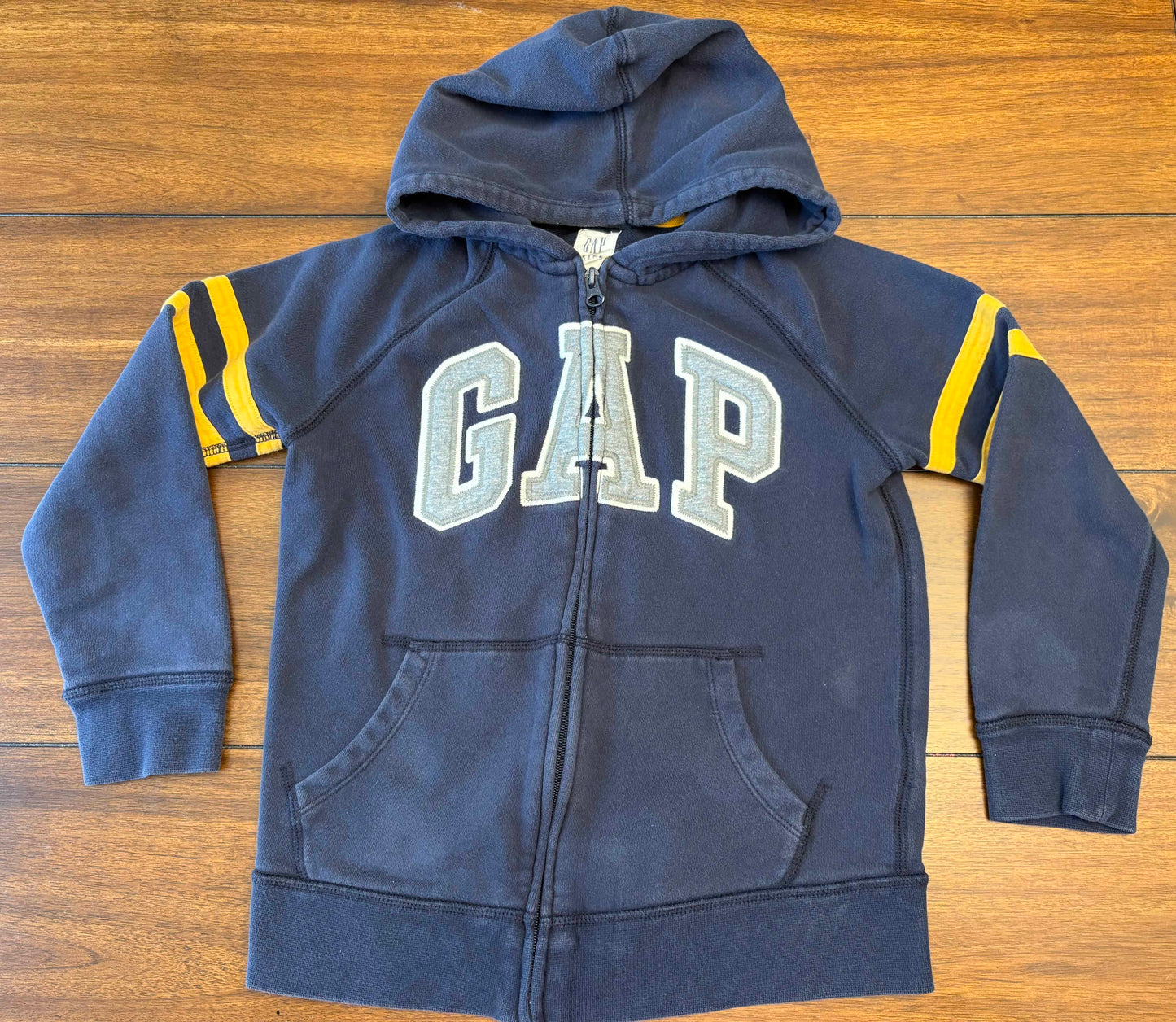 #197 Boden Boys Size 5-6 (116) Navy Hooded Fleece Lined Sweatshirt Coat with Silver Stars NWT