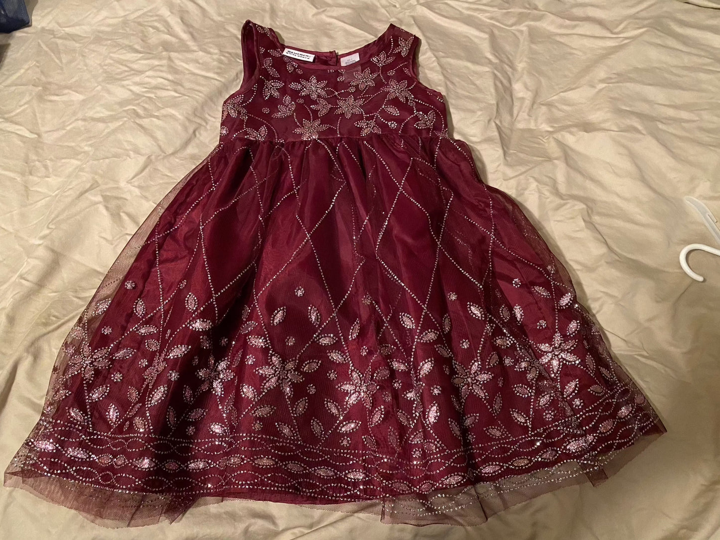 179 "Reduced" Maroon Girls Dress (Blueber: Boulevard-size 4)