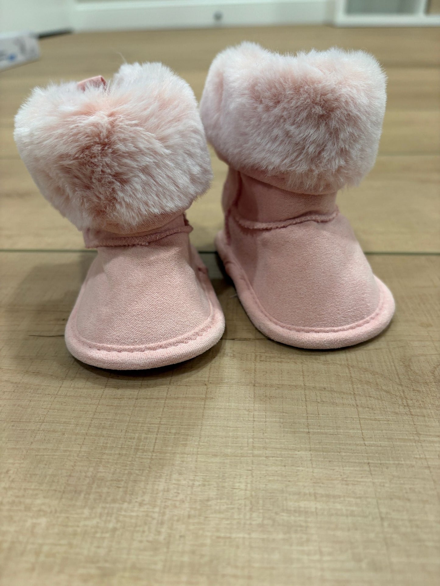 #37 REDUCED-3-6M First Steps Pink Fur Boots