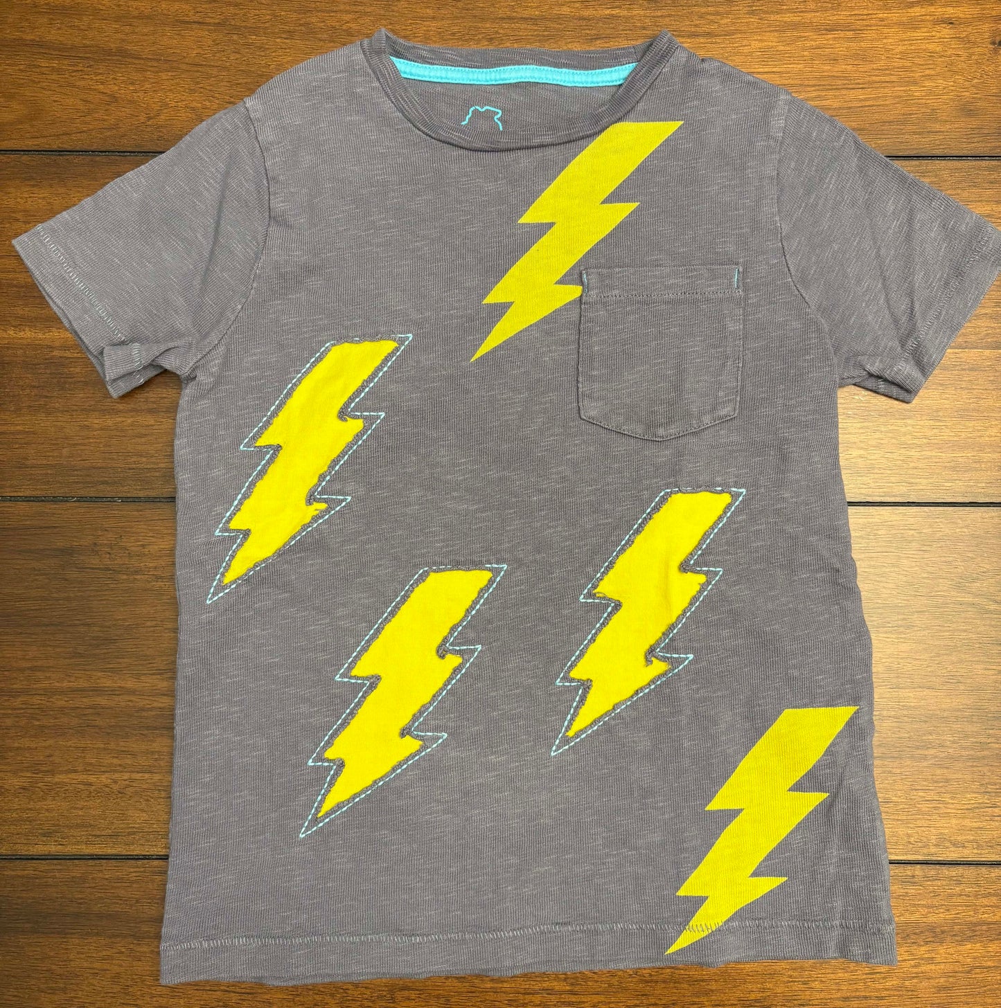 Seller #210 Mini Boden Boys Size 5-6 Gray with Yellow Lightning Bolt Graphics & Appliqué Shirt