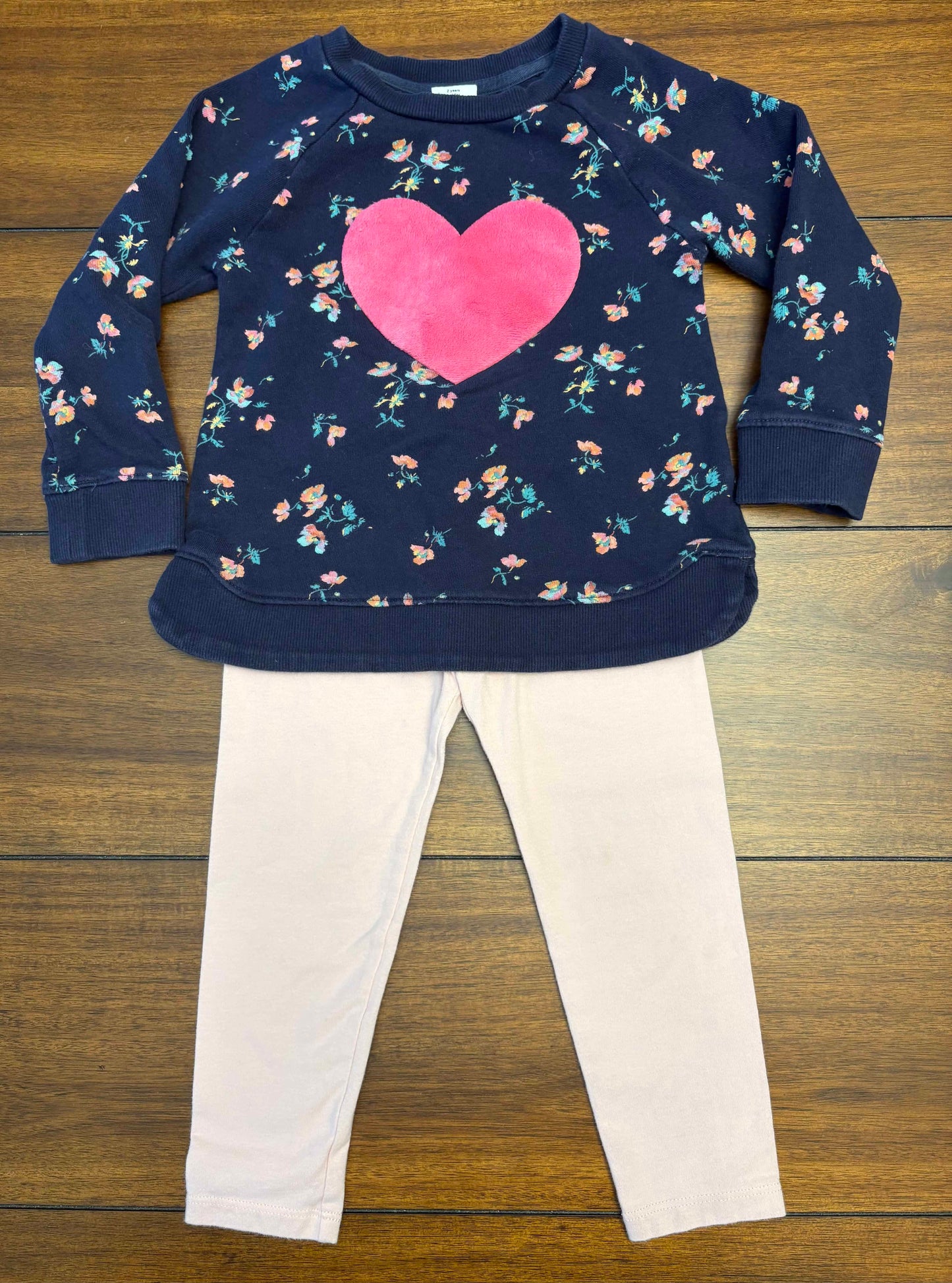 Seller #210 Baby Gap Girls Size 2 Navy & Pink Heart Sweatshirt & Leggings Outfit