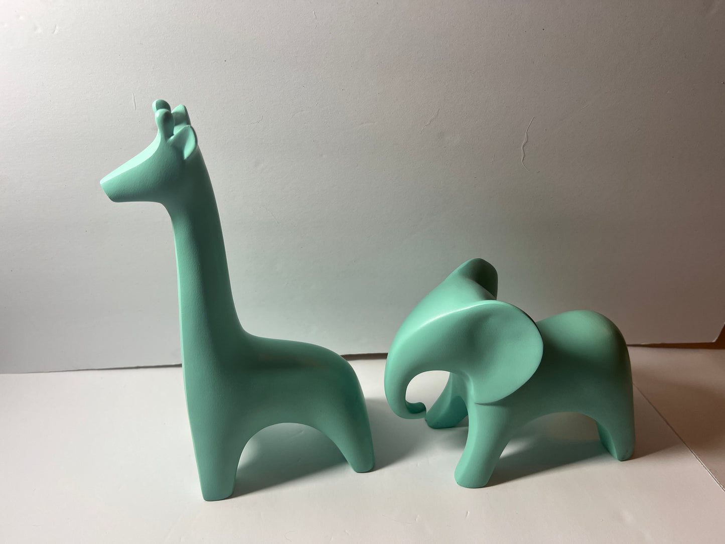 #180 Set of Teal Animals - Elephant and Giraffe