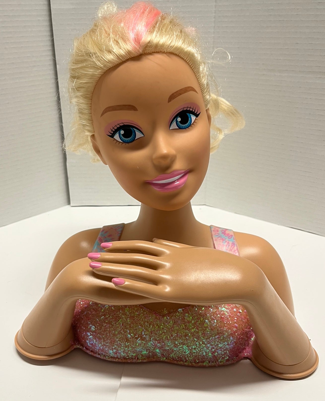 #129 Barbie Style Head