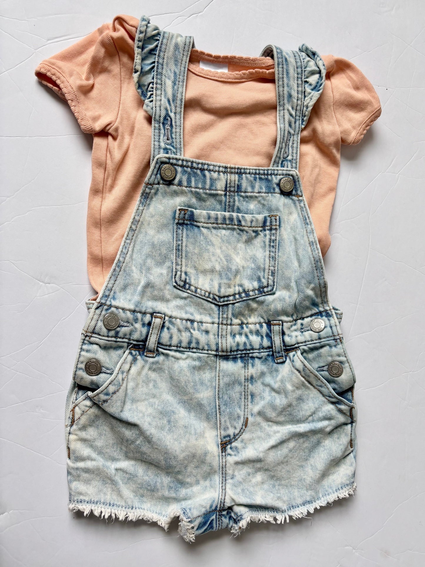 #43 Hanna/Gap Tee and Overalls Girls 3T EUC