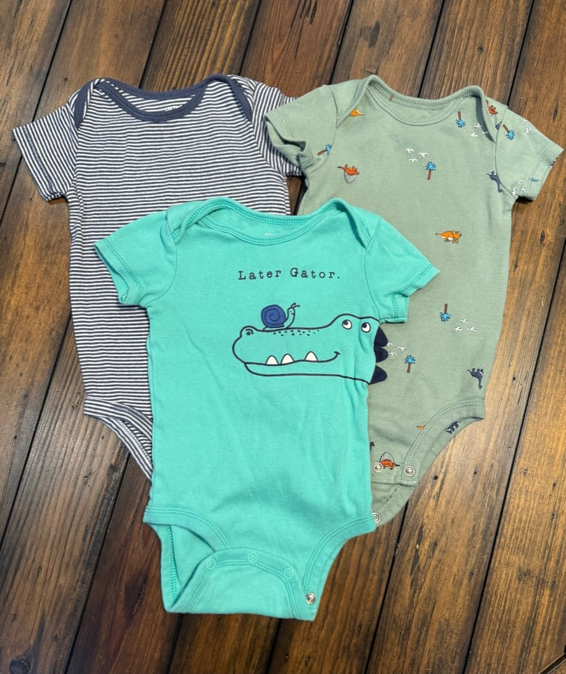 #42 Carters Boys 6M Onesie Bundle (Dinosaurs and Alligator)