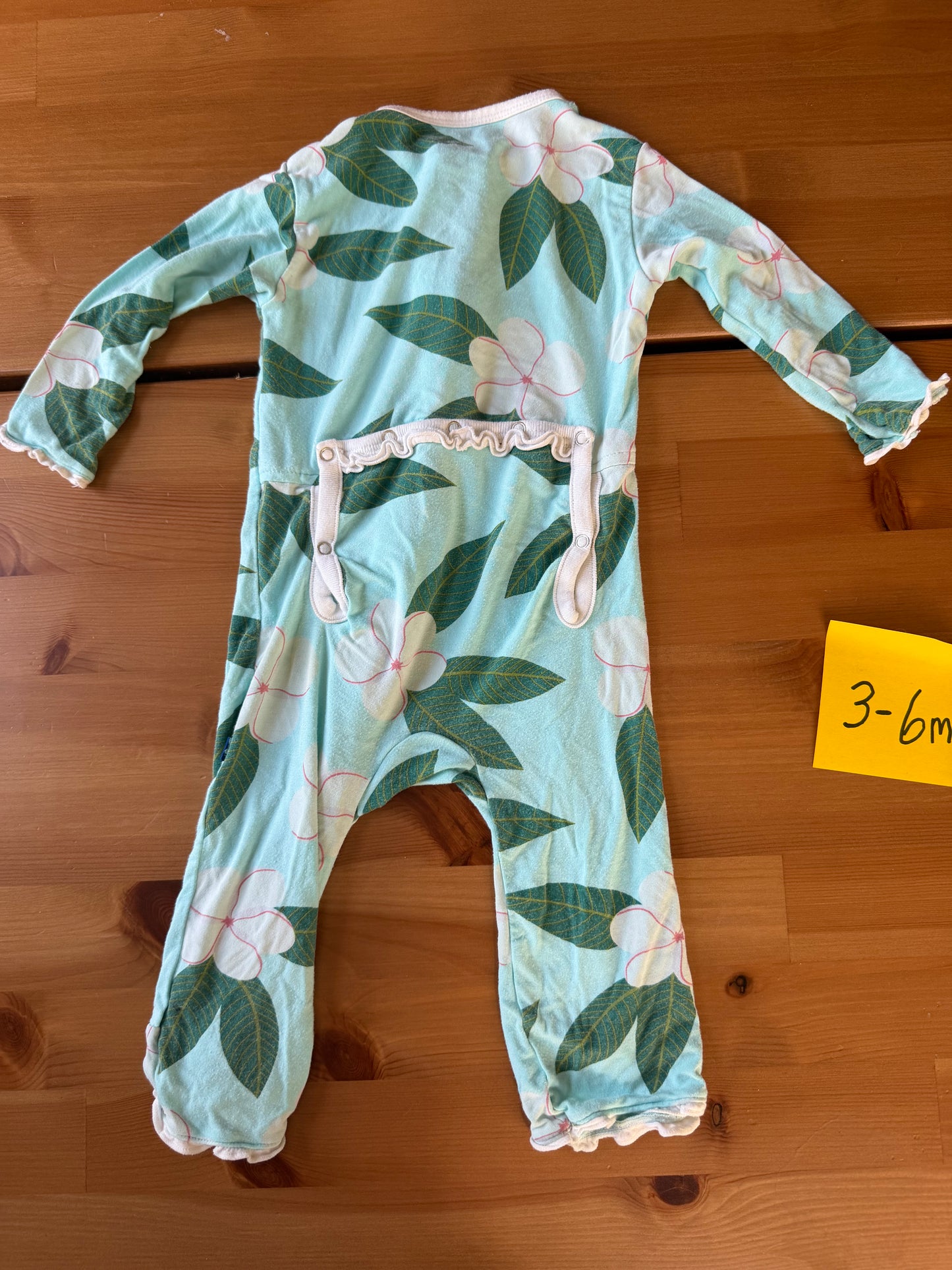 Seller #94 3-6M Girls KicKee Blue Floral Bamboo Pajamas