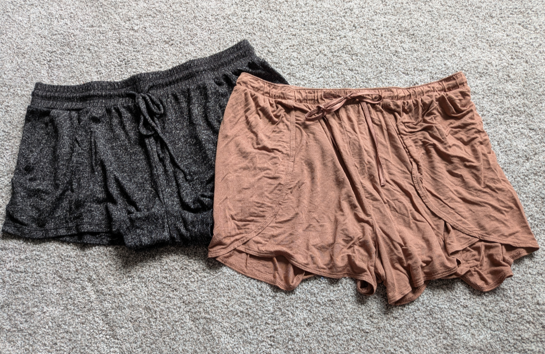 #17 set of 2 soft sleep shorts women's M