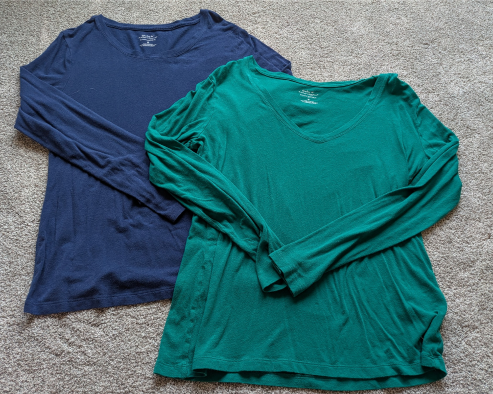 #17 Banana Republic Set of 2 Women's long sleeve size M