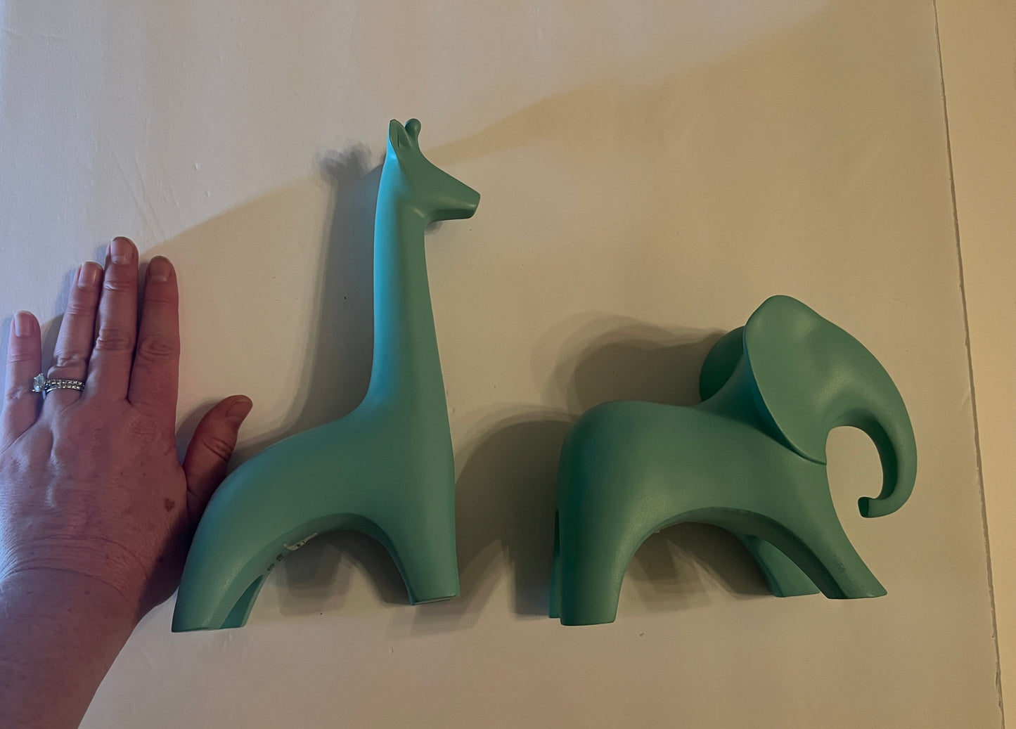 #180 Set of Teal Animals - Elephant and Giraffe