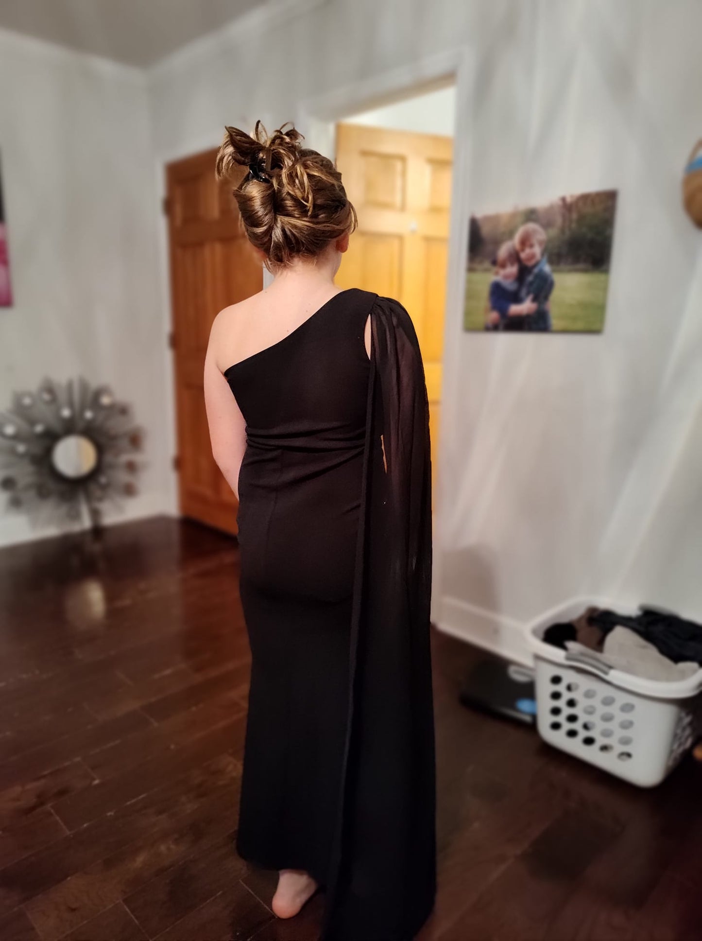 Seller 185: Shein Girls size 11 floor length gown (new, only tried on)