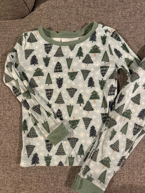 Seller #179 | Lauren Conrad Winter Pajamas | Toddler 4T