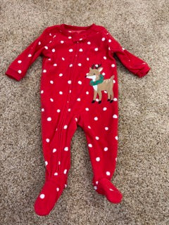 #47 girls 6mo carters fleece sleeper, reindeer