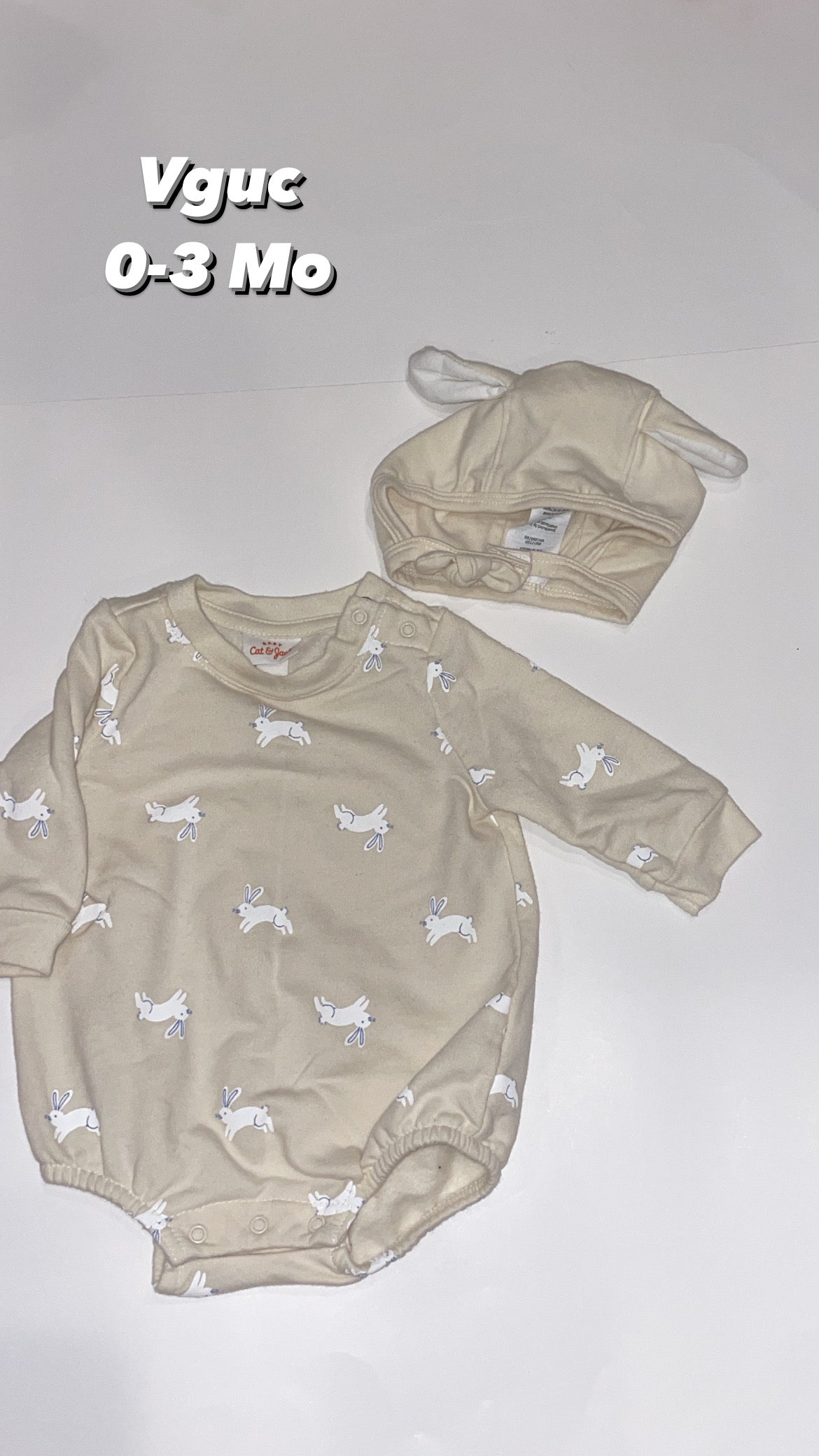 44 cat & jack 0-3 mo bunny sweatshirt bodysuit with hat