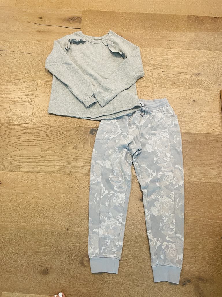 #222 Tucker + Tate Ruffle Sweat Shirt and All in Motion Floral Sweat Shirt Joggers